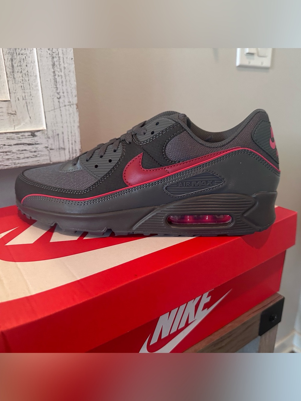 NIB Nike Air Max 90 PRM Premium Iron Grey University Red Black Men’s Size 11